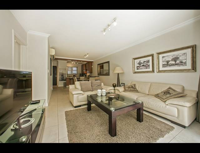 2 BEDROOM APARTMENT TO LET IN HYDE PARK